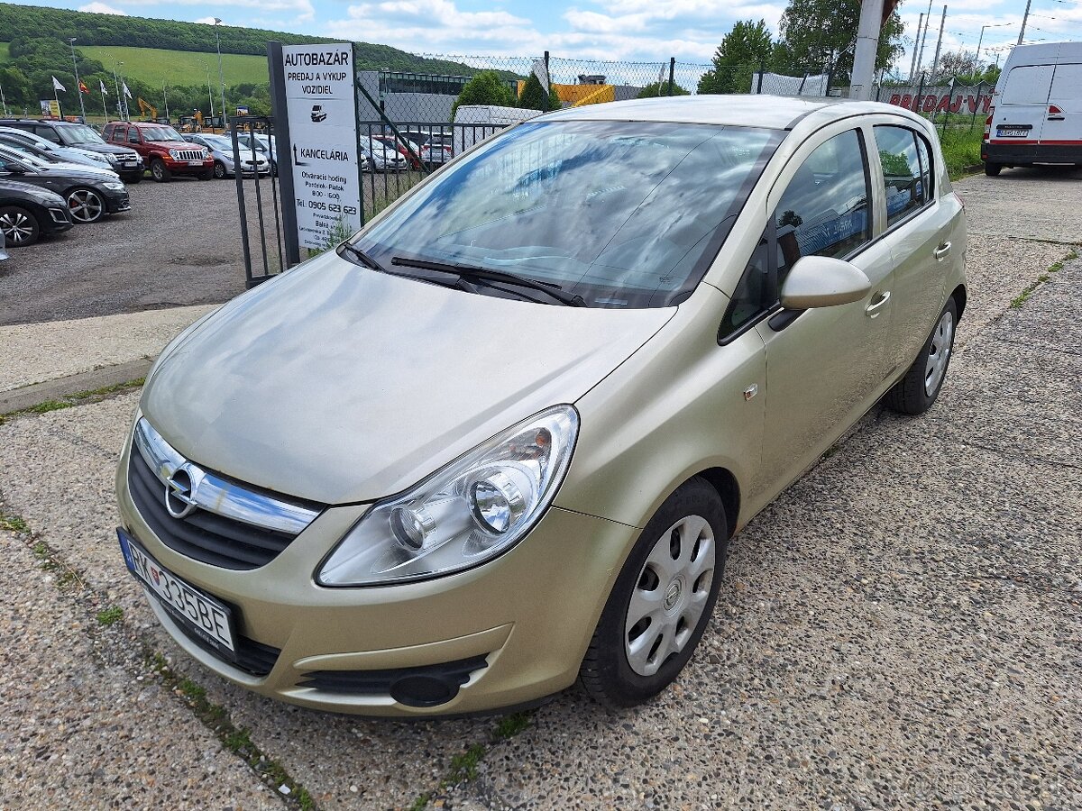 Opel Corsa 1.2 16V Essentia
