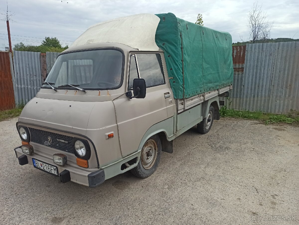 Škoda 1203