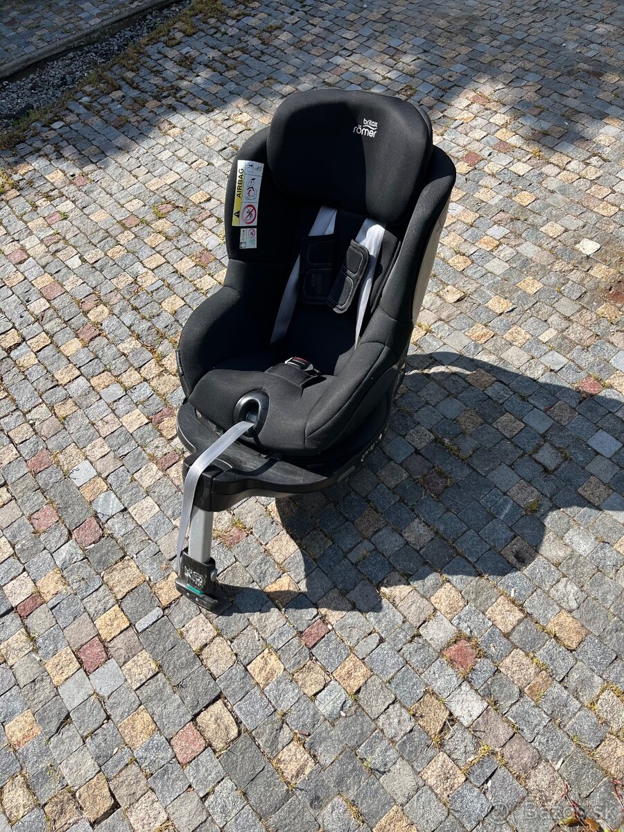 Britax Römer Dualfix M i-Size