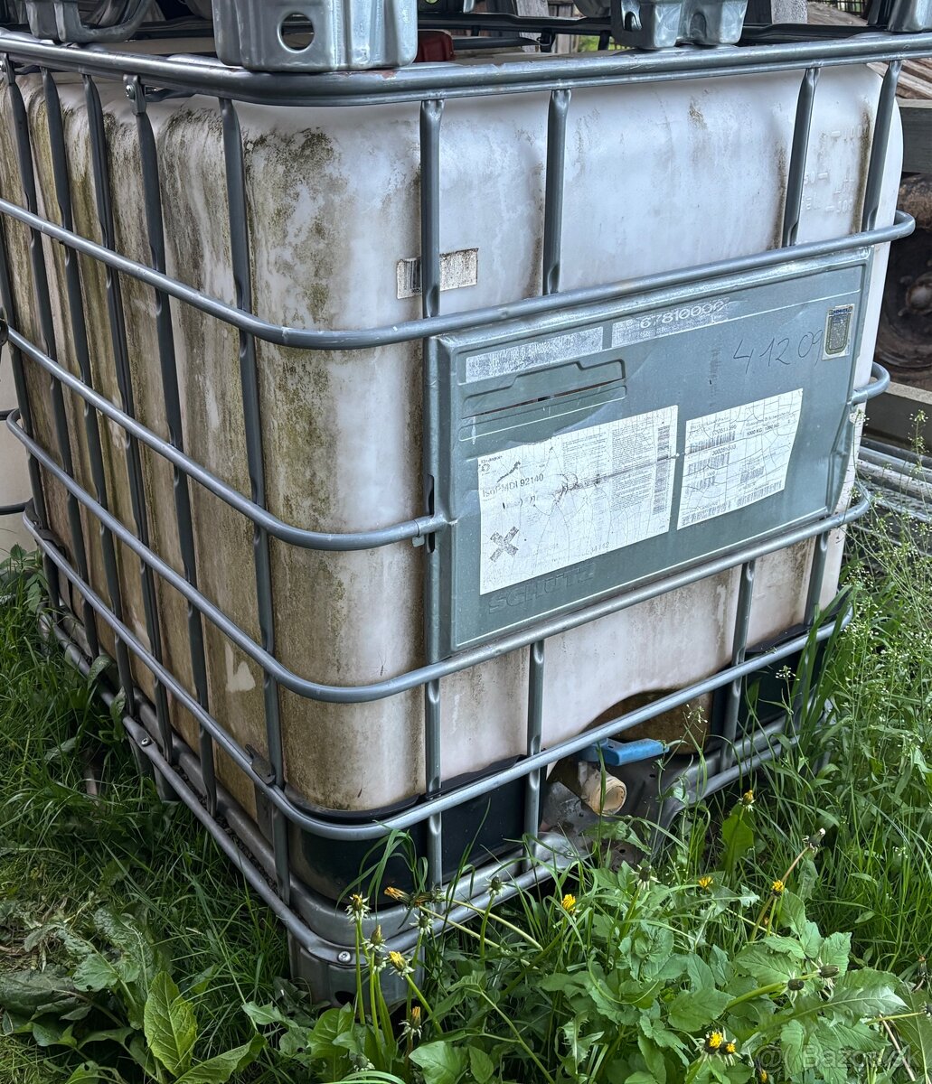 IBC nádrž 1000 L