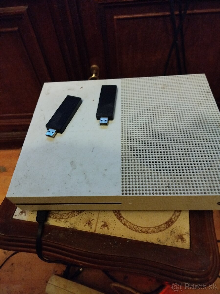 Xbox one ,1tr