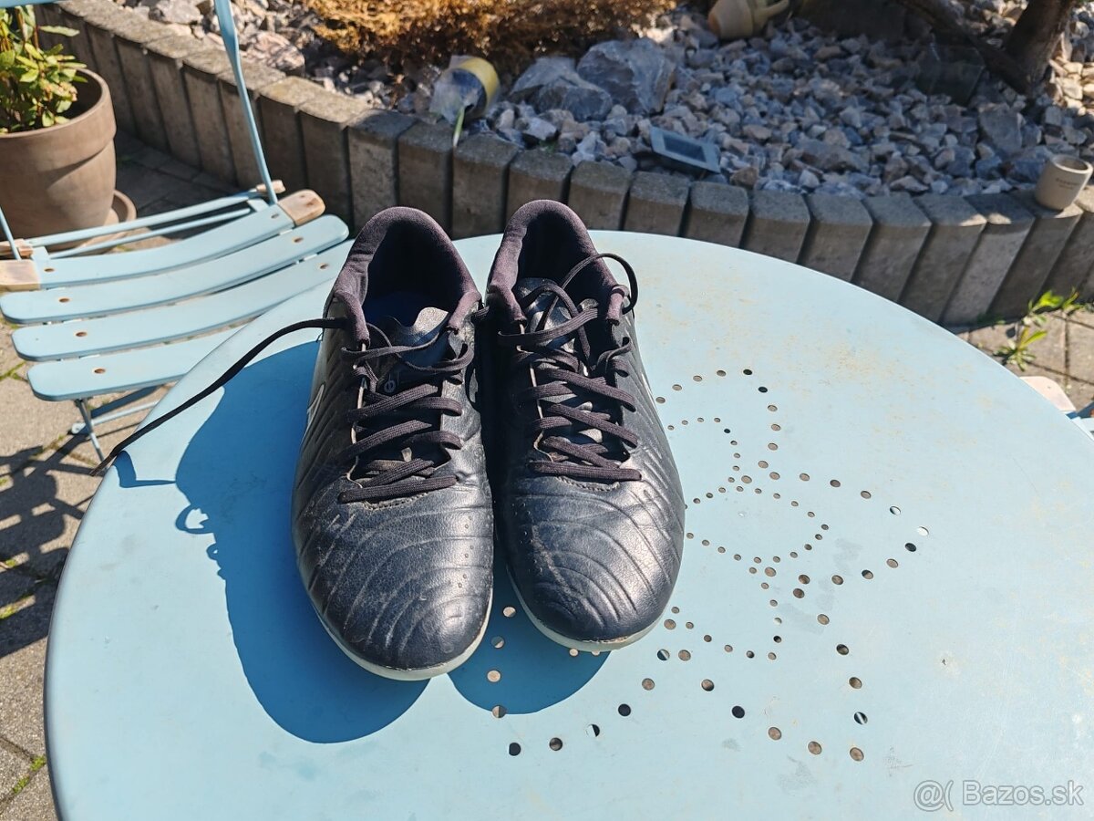Kopačky Nike Legend