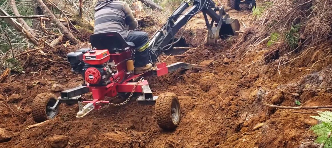 minibager kráčajúci bager spider excavator