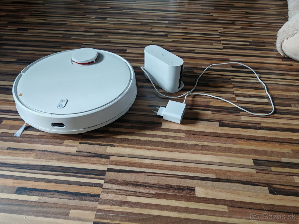Robotický vysávač