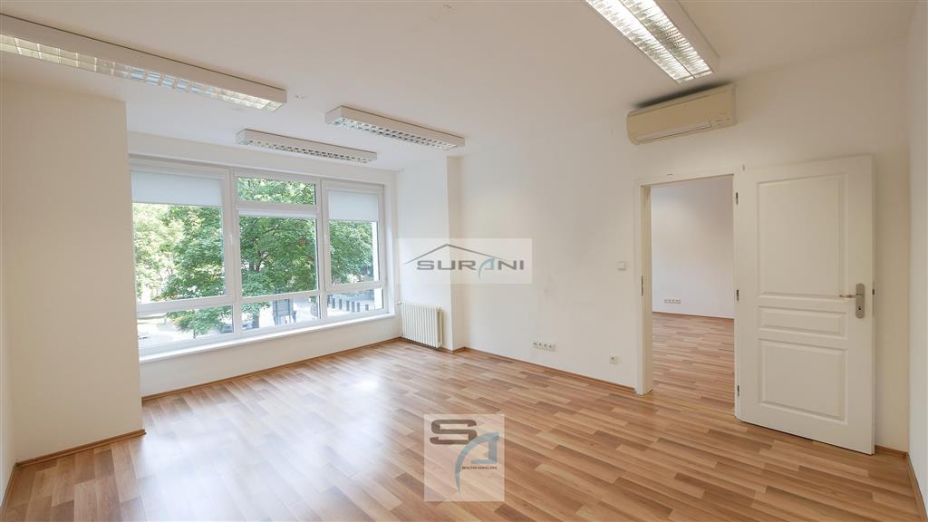Kancelária na prenájom – 100 m2 s výhľadom na...