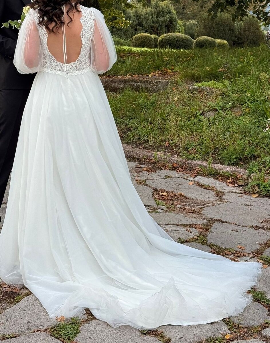 Svadobné šaty