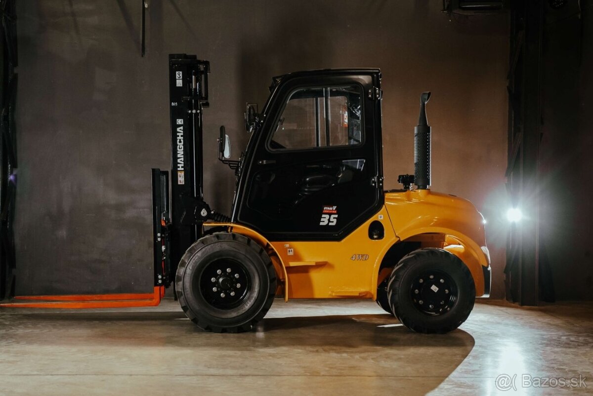Nový terénny vysokozdvižný vozík HANGCHA-XW8C-RT4