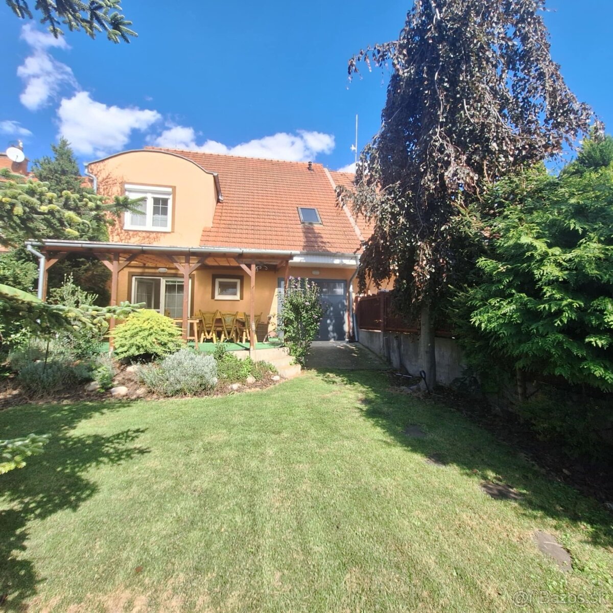 Na predaj NEŠTANDARDNÝ 4i RD v obci Šintava – Sereď