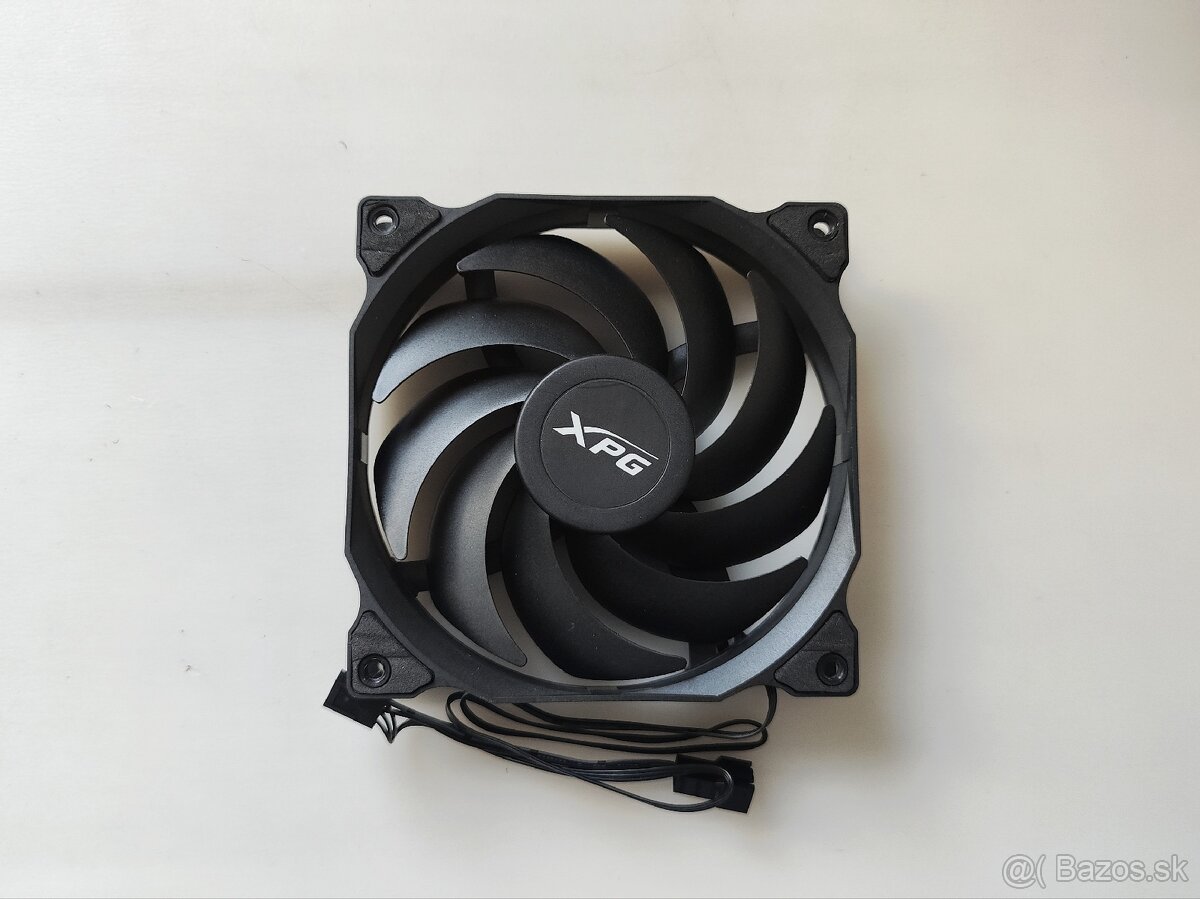 XPG Vento 120mm pc ventilátor 3 pin + 3 pin konektor