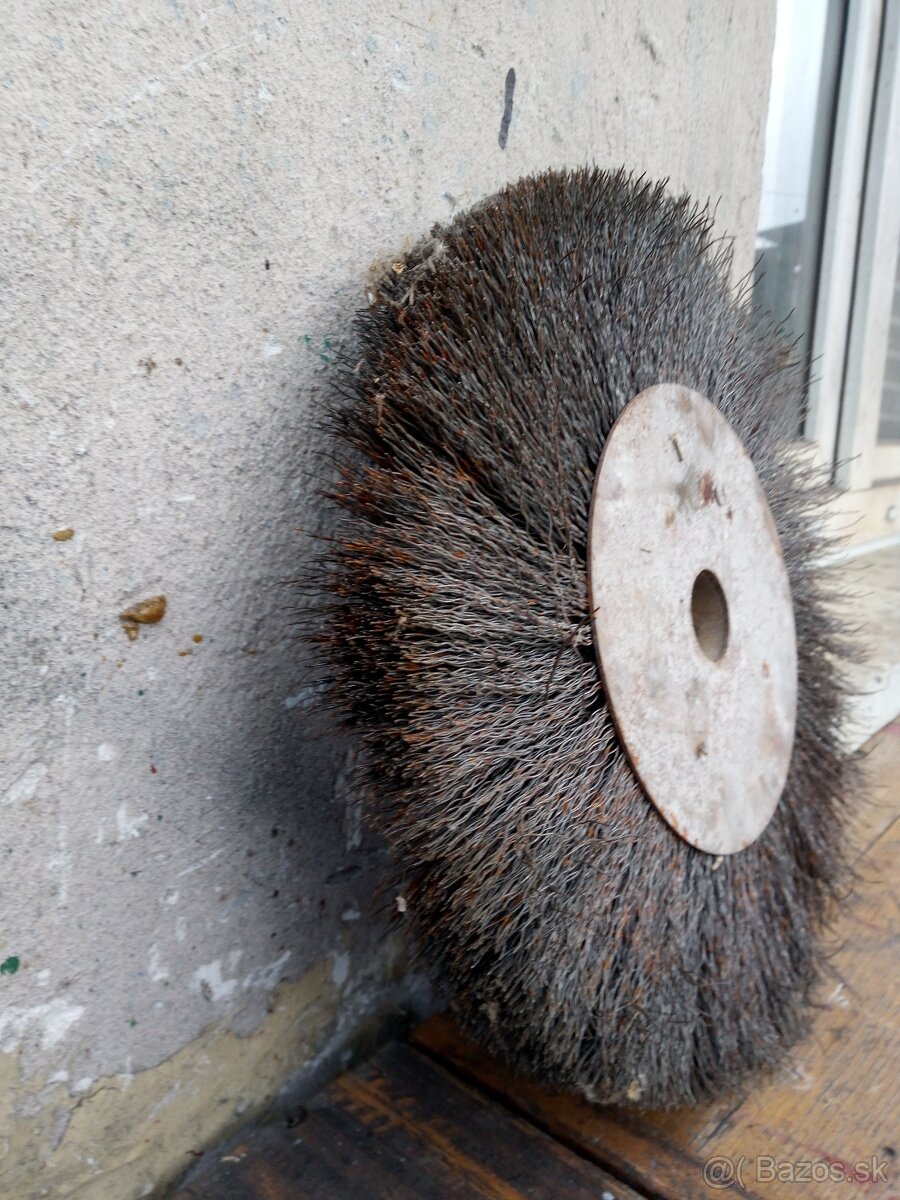 Veci k sústruhu - predaj II