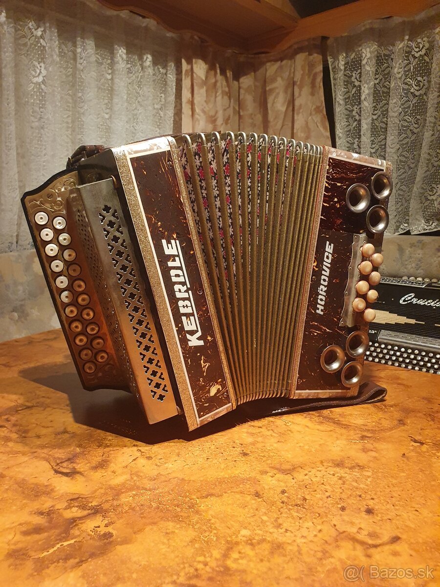 Heligonka Kebrdle 4hlas Ladění CF