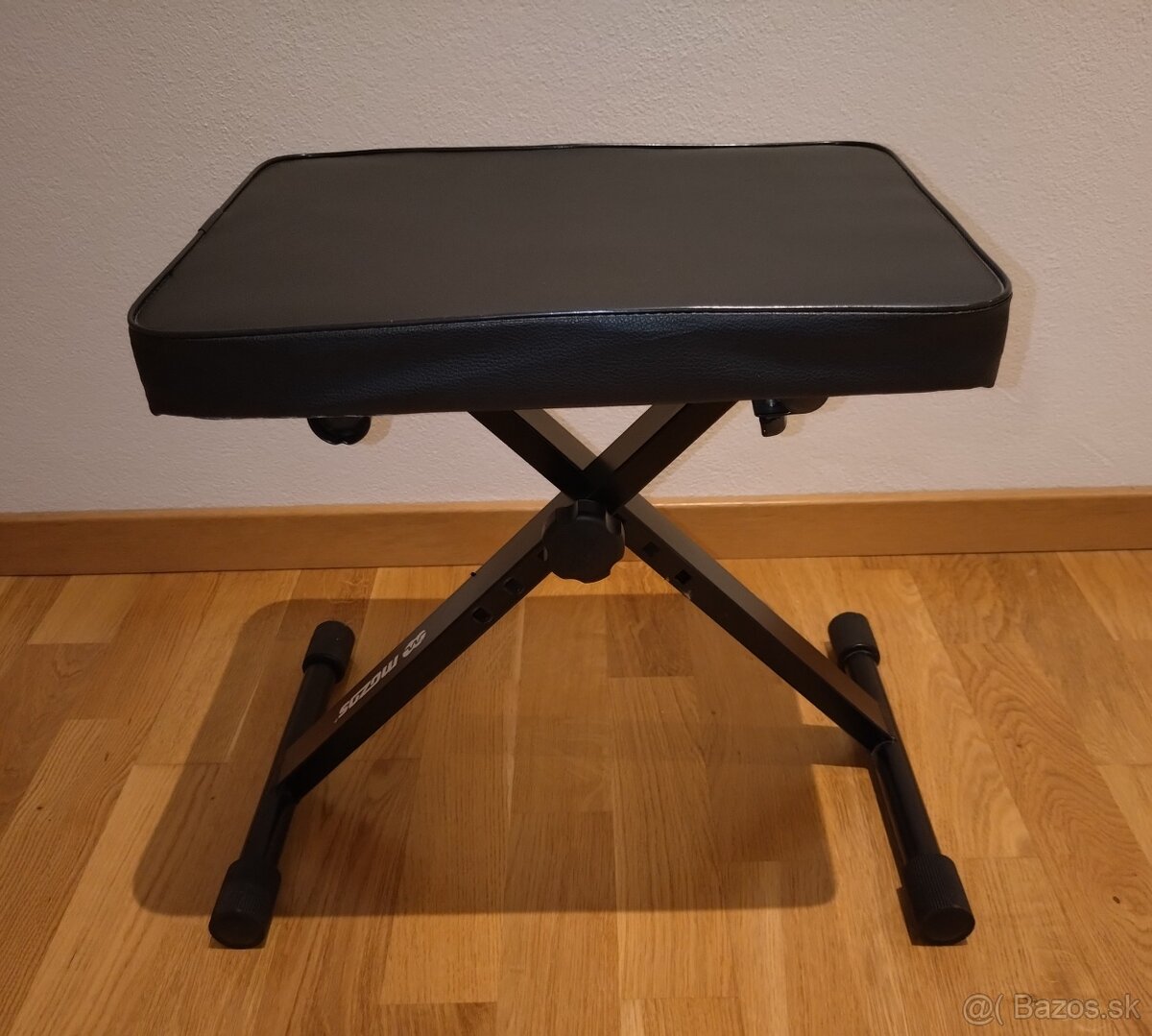 Klavírna stolička