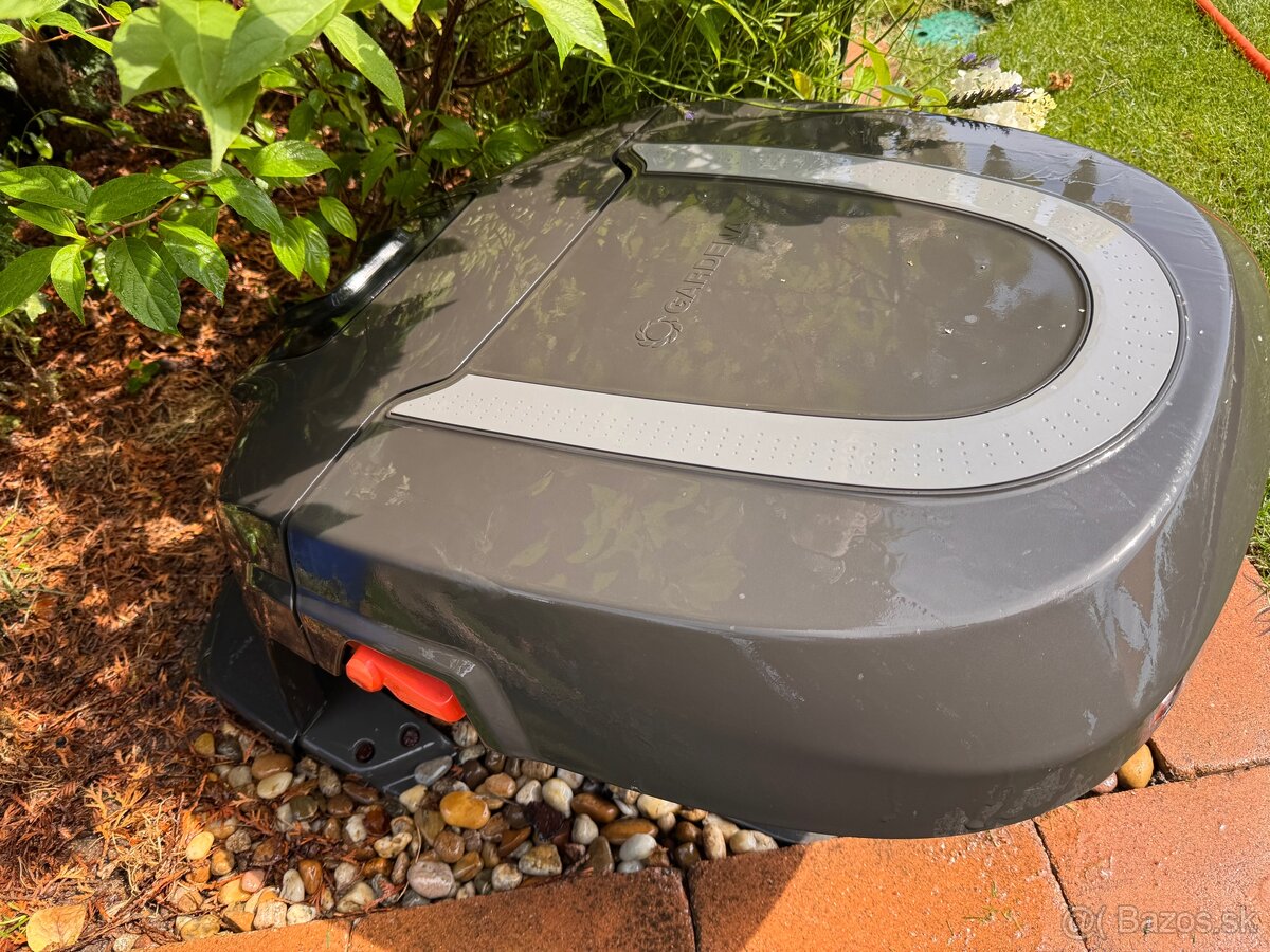 Na predaj garáž pre kosačku