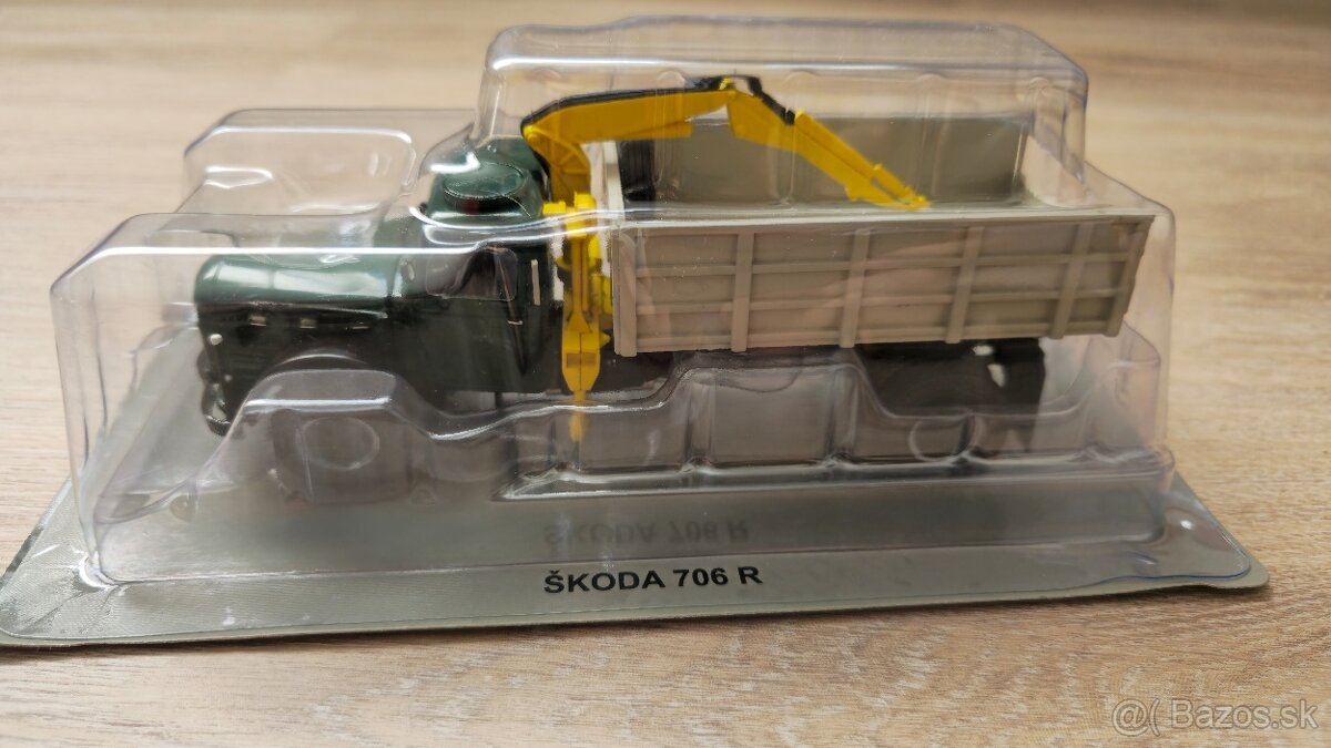 Deagostini Škoda 706 R