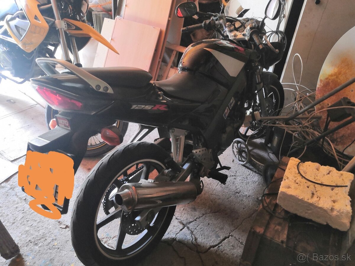 Honda CBR 125R