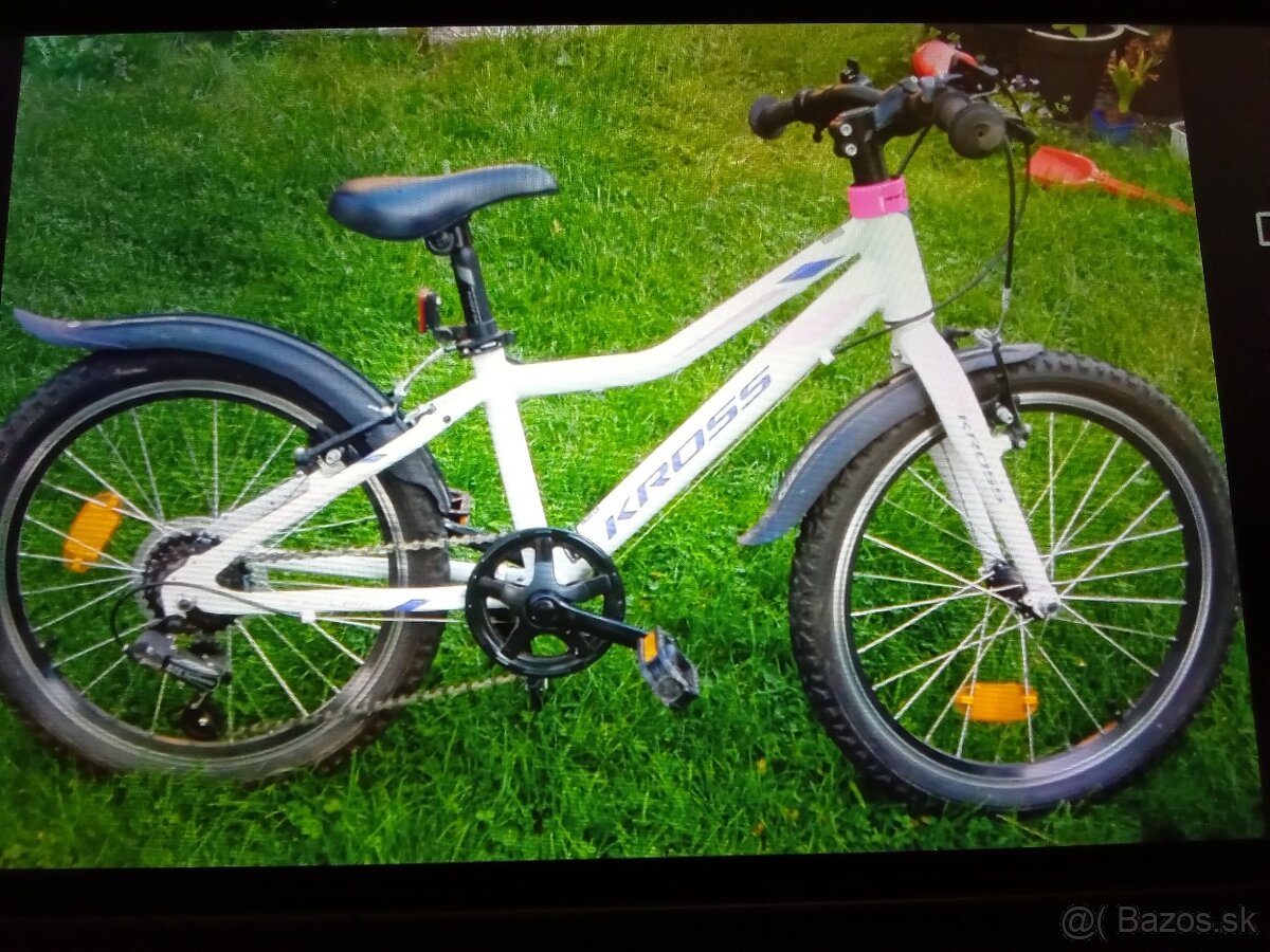 Koss Lea mini