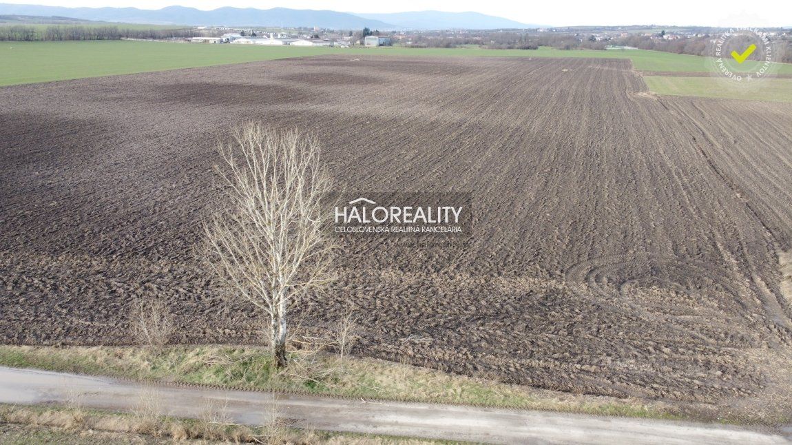 HALO reality - Predaj, pozemok 147513 m2 Zvončín - EXKLUZÍ