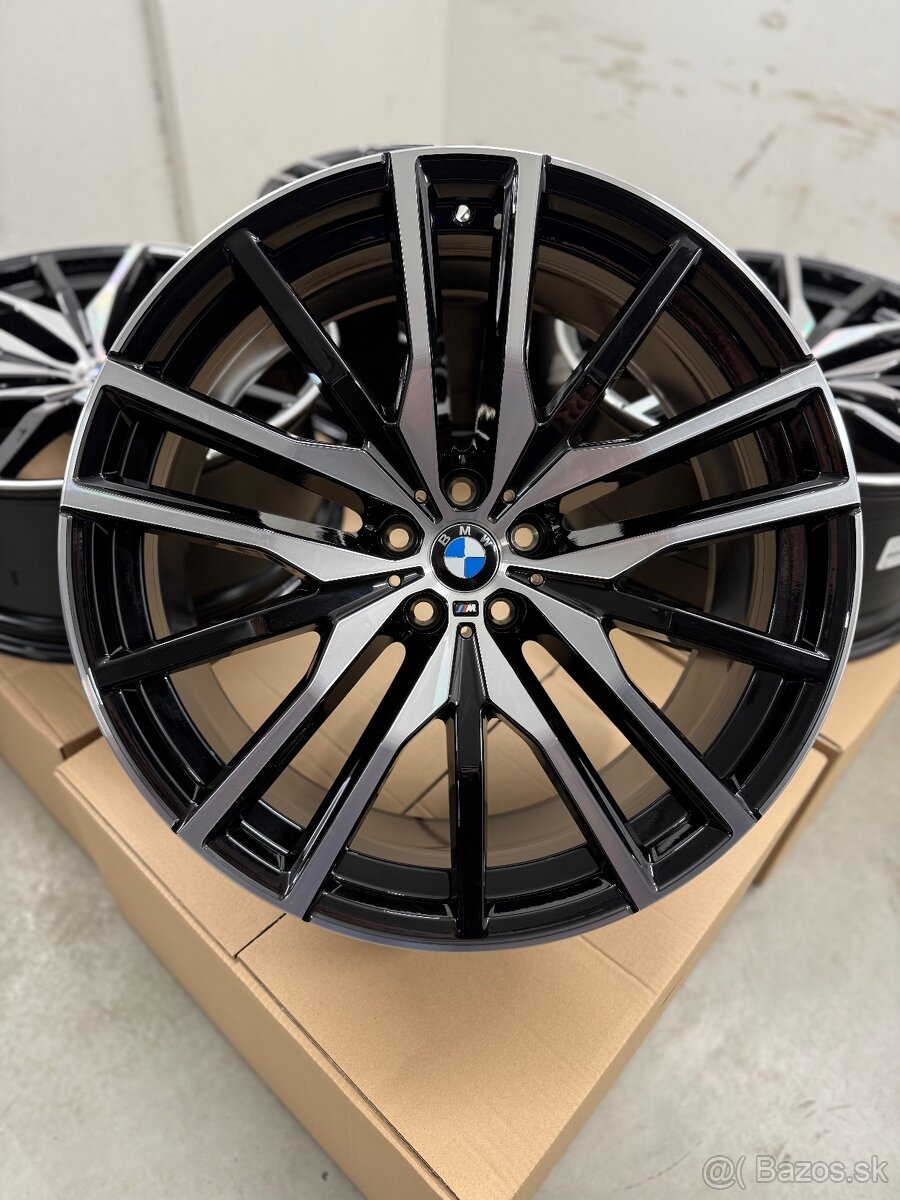 Nepoužité hliníkové disky 5x112 R22 BMW X5 X6 X7 Style 744M
