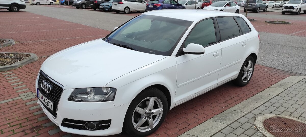 Audi A3 1.6 benz., rok 2011, 175 t. km,nová EK/TK do 06/2027