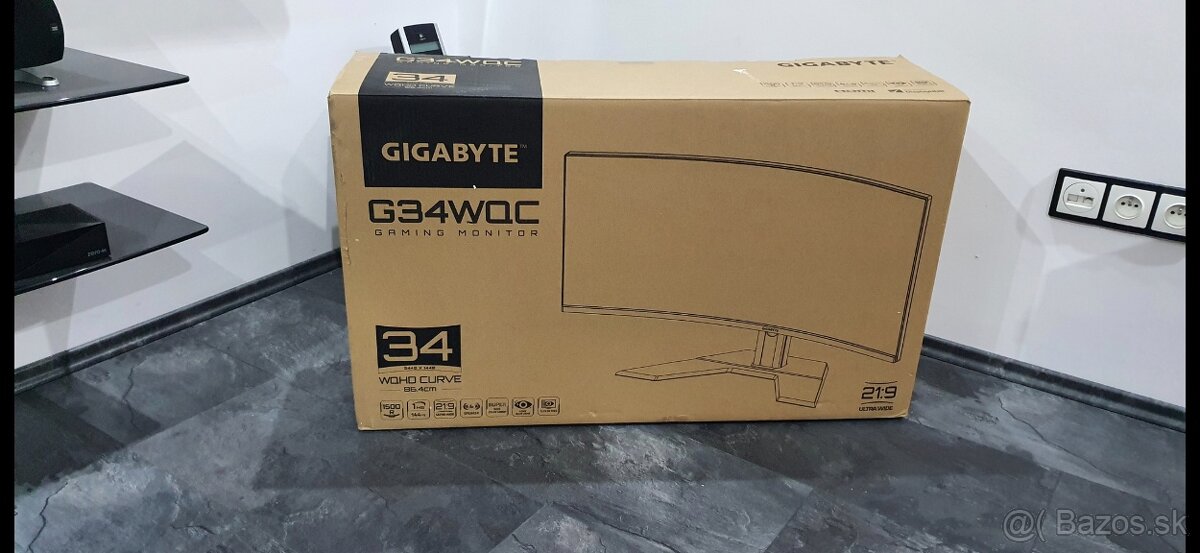 34" monitor