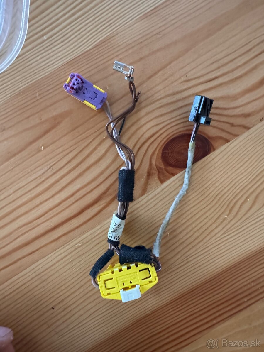 Kabeláž airbagu/volantu 5E0971584A