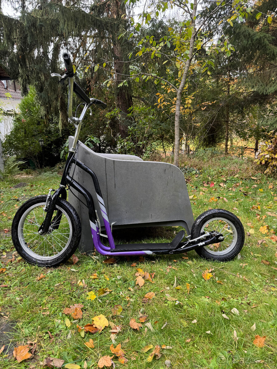 Kolobežka/ Detský skúter s pumpovanymi kolieskami