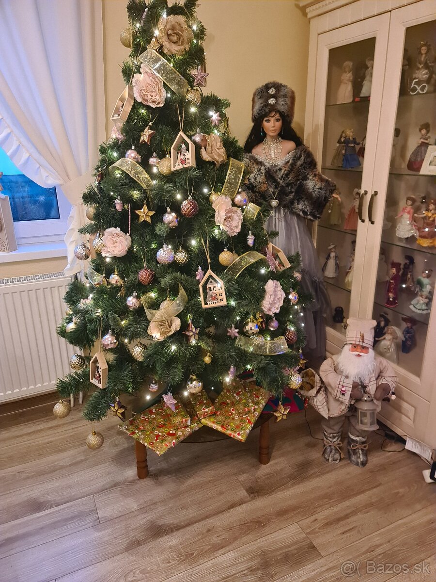 vianočný stromček cca 170 cm