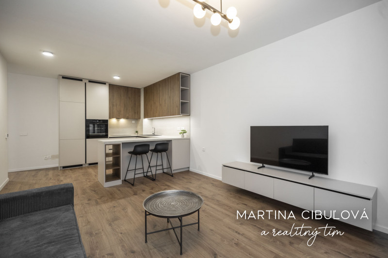 Na predaj 2 izbový štýlový zariadený byt v novostavbe v Bans