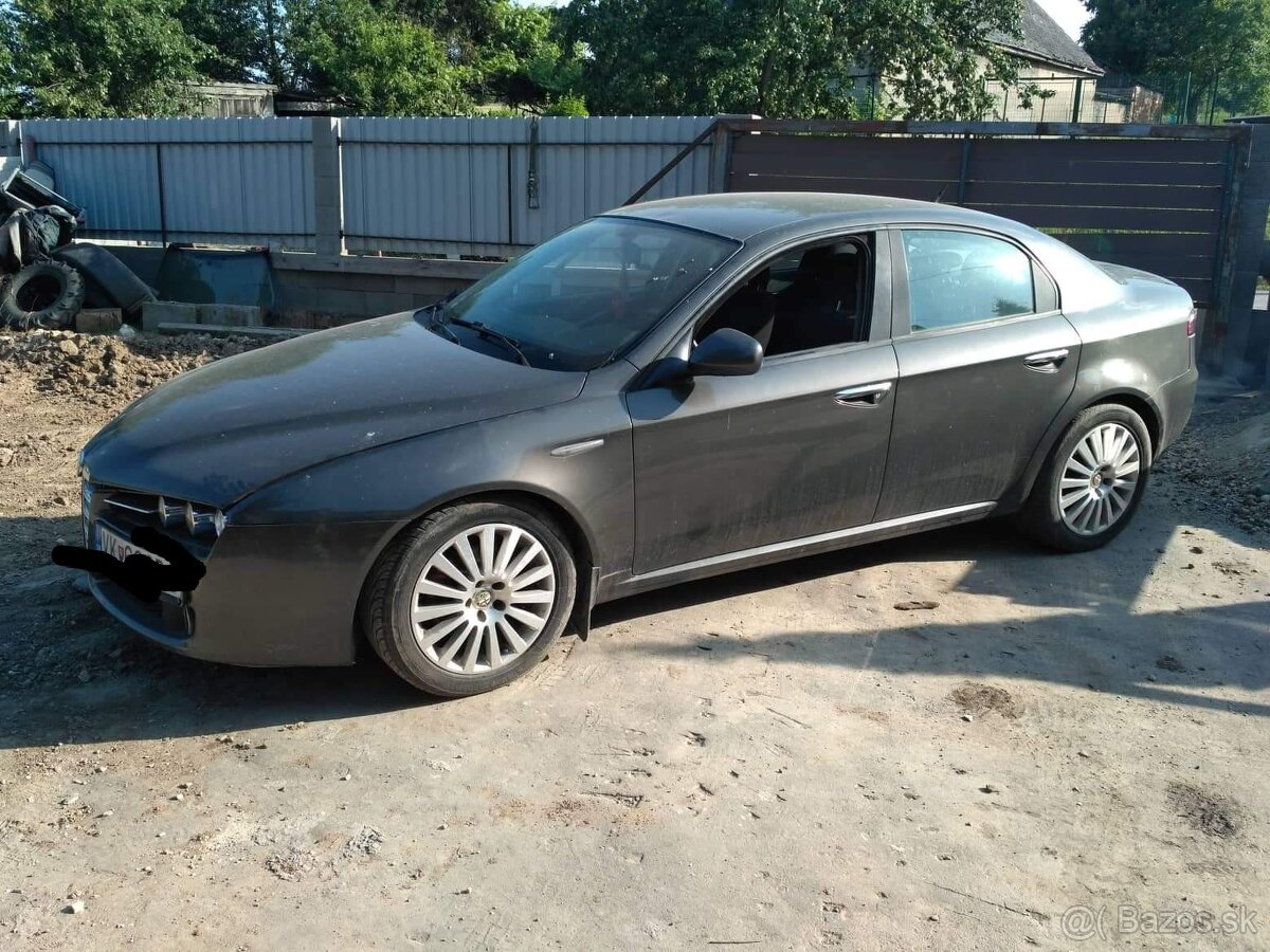 Alfa 159