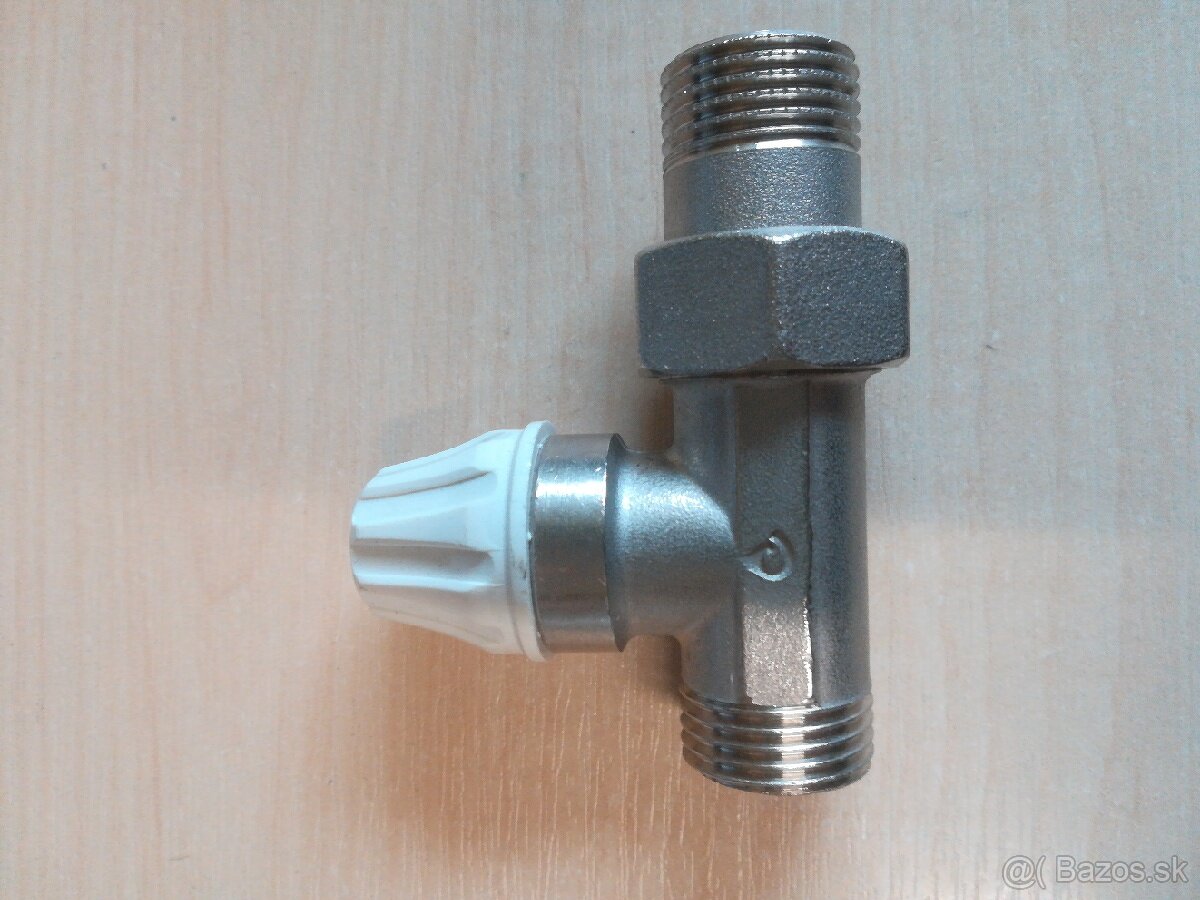 Regulačné ventily k radiatorom 1/2