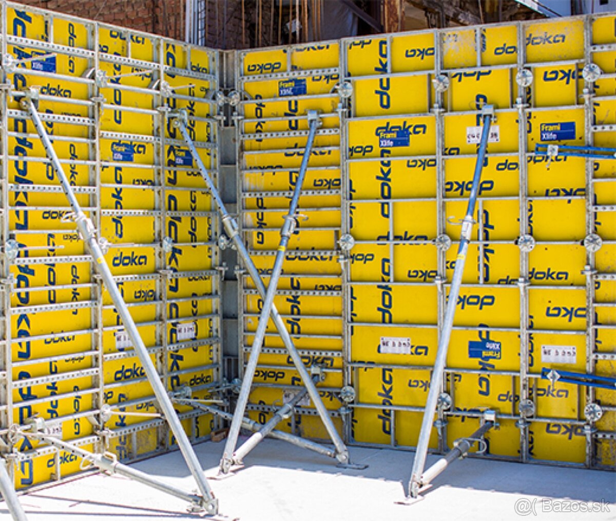 STENOVÉ DEBNENIE - PRENÁJOM