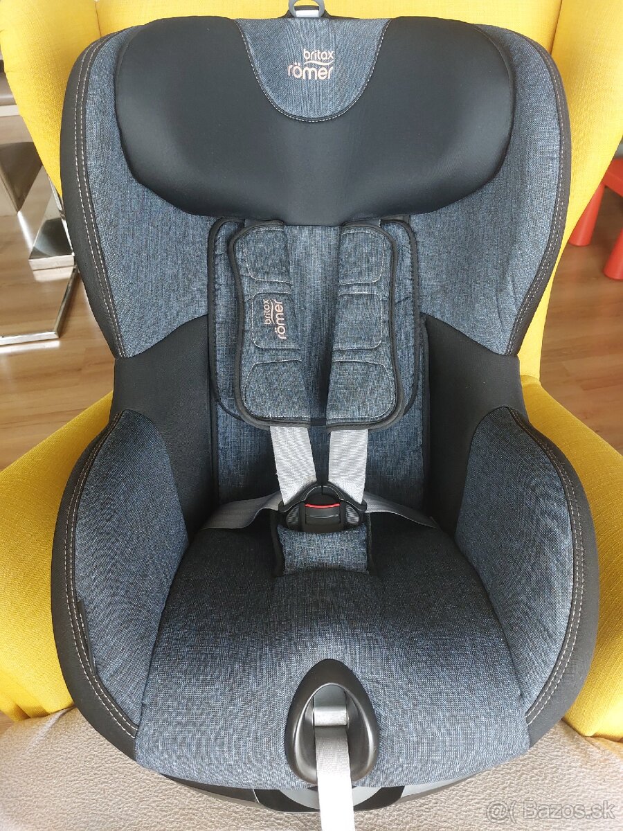 Britax Römer Trifix 2 i-Size