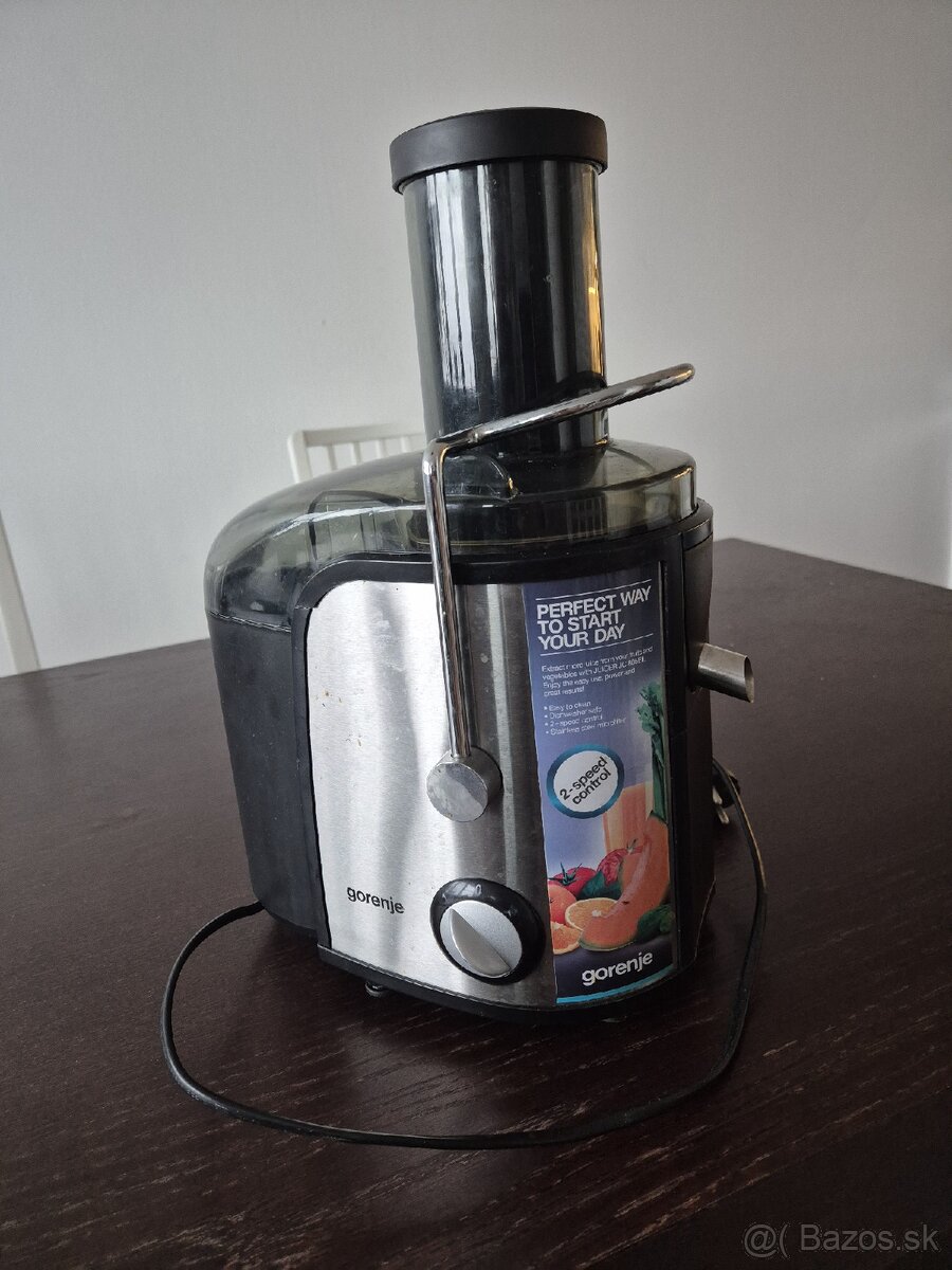 Odšťavovač Gorenje JC805EII