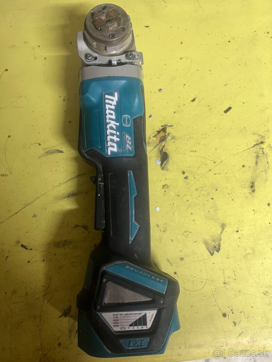 Makita DGA519 18V