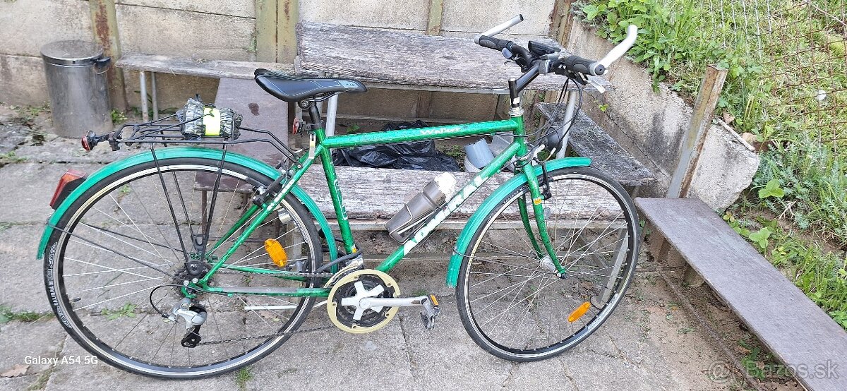 Trekový bicykel