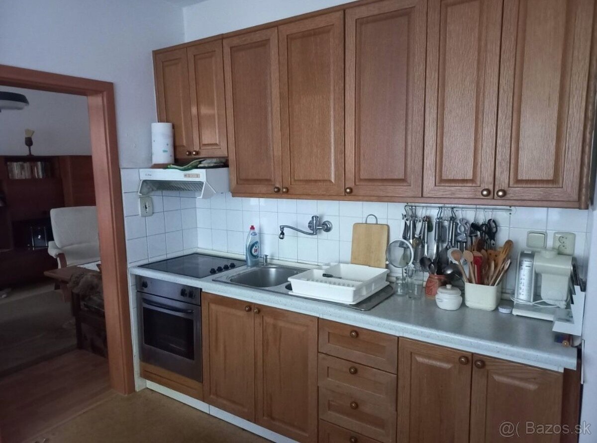 3 izbový byt v TOP lokalite Ružinova, Ondrejovova ulica