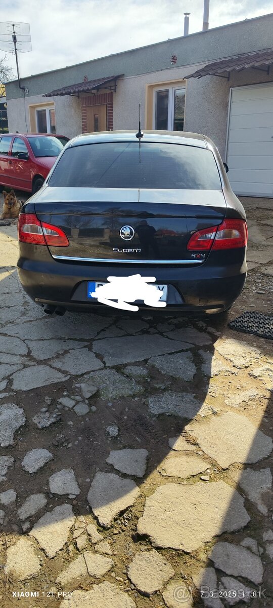 Predám Superb 2 125kw 4x4 cbbb
