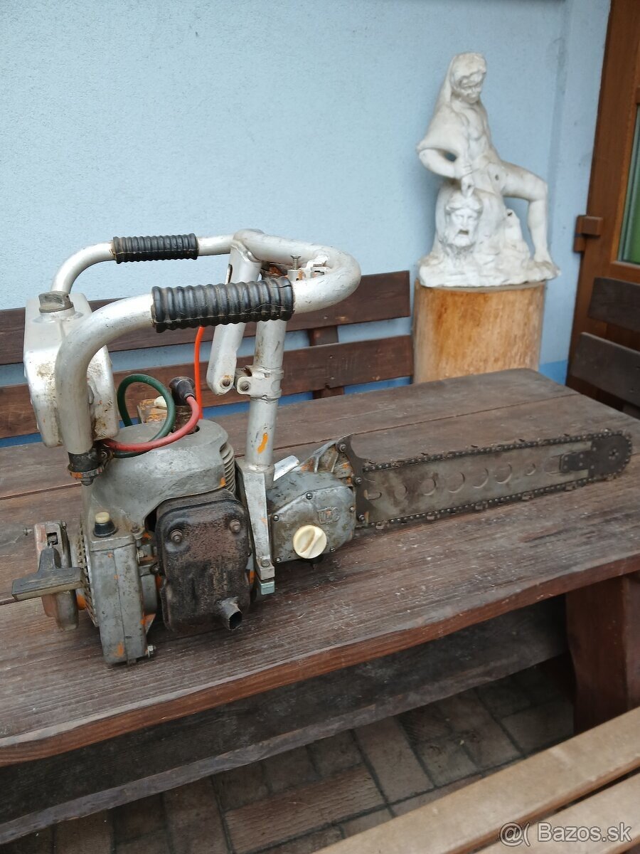 Motorová píla