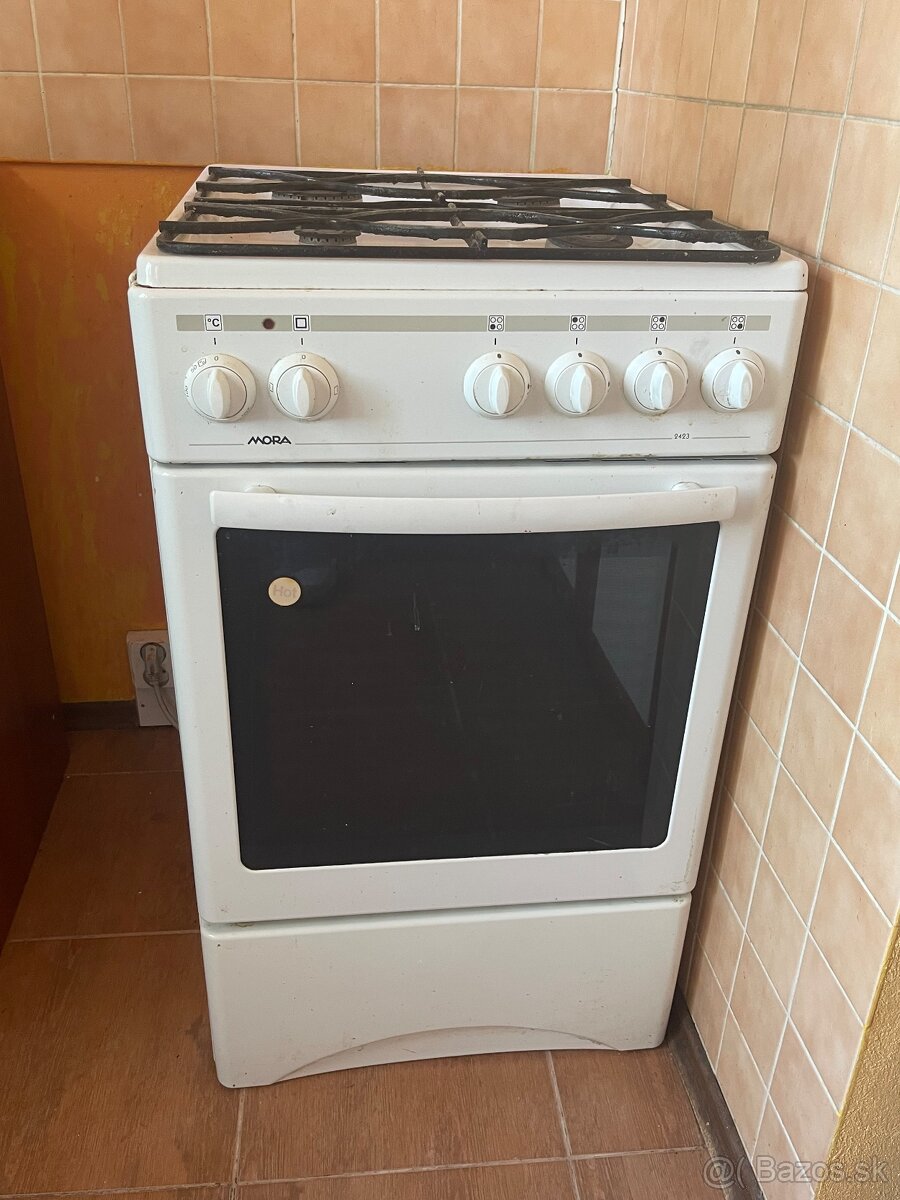 Predám plynový sporak