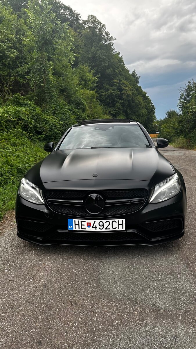 Predám Mercedes Benz AMG C63s