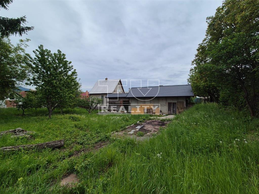 NOVÁ CENA- Stavebný pozemok 1 093 m2 – NITRIANSKE PRAVNO...