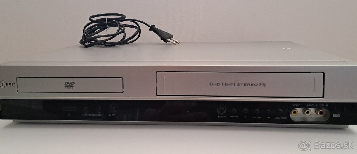 DVD player - video cassette recorder LG V280