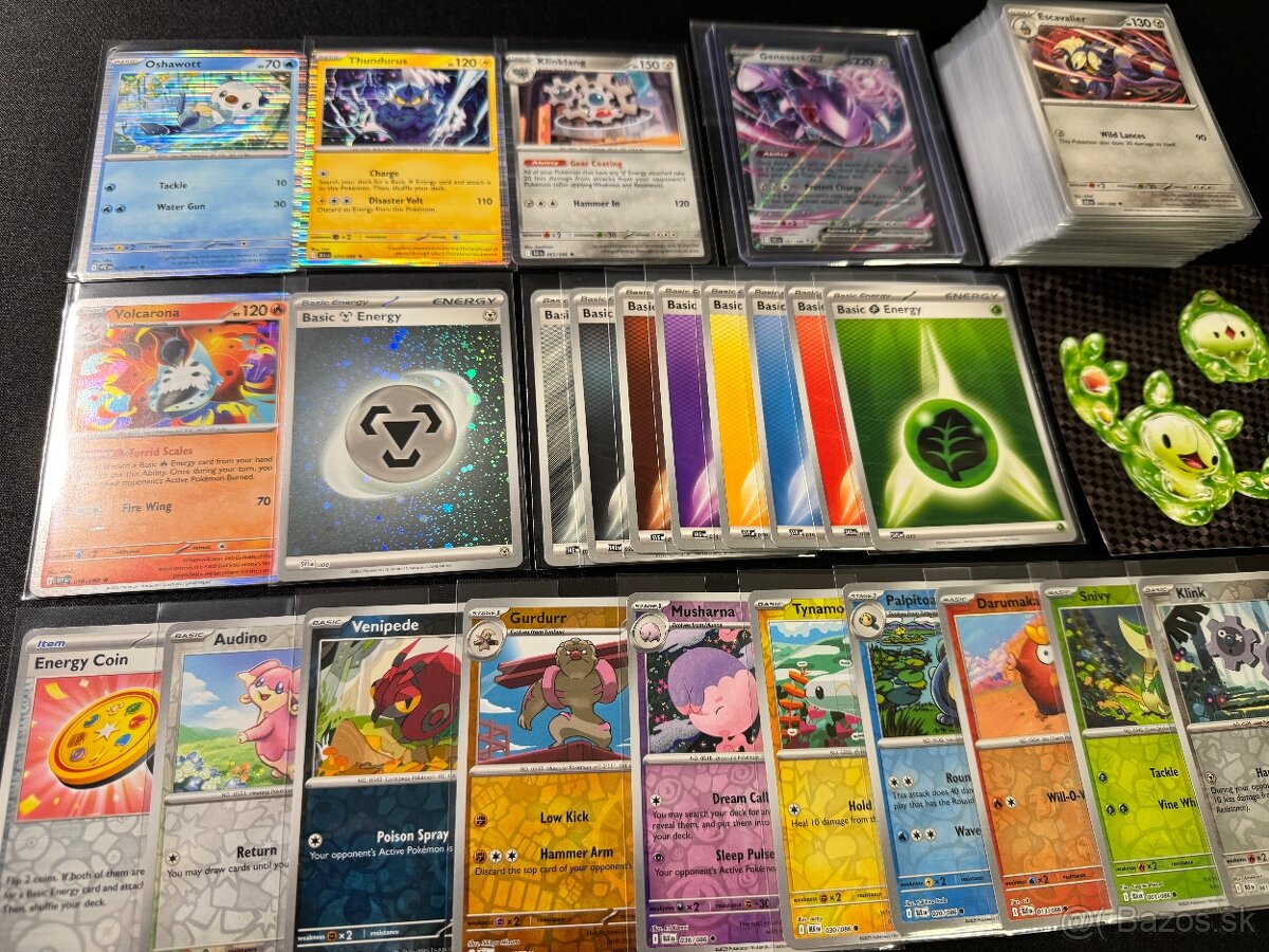 Pokemón MEGA balík (C): 100ks kariet v obaloch s EX + darček