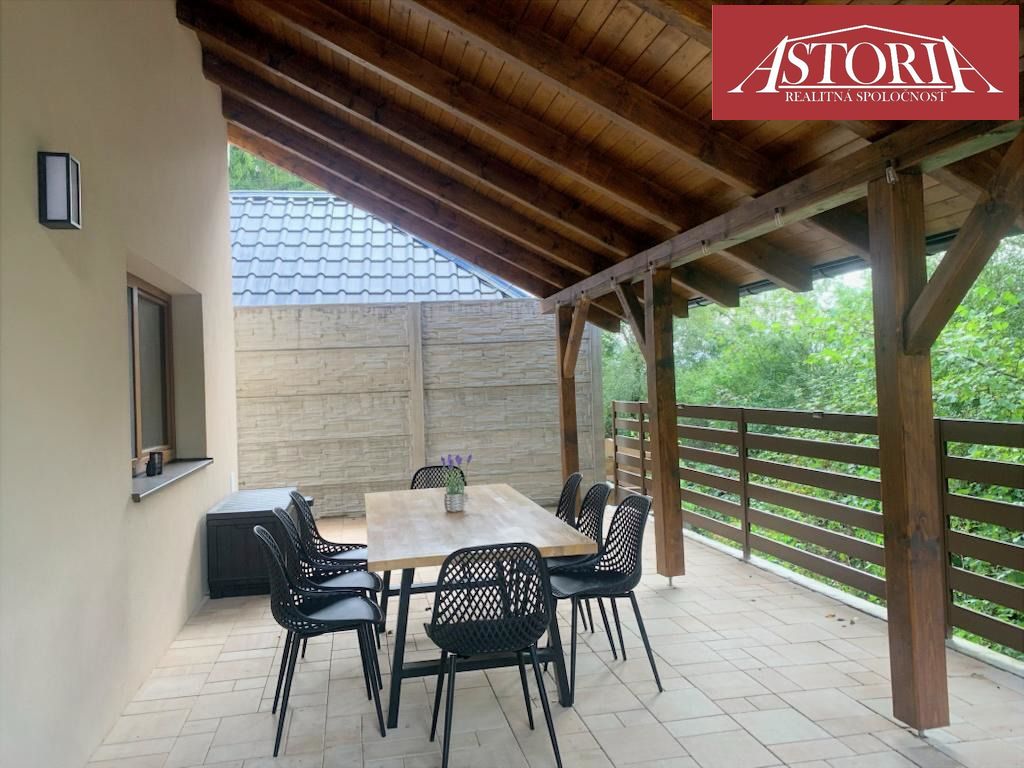 EXKLUZÍVNA CHATA VO VALČIANSKEJ DOLINE  - NOVOSTAVBA