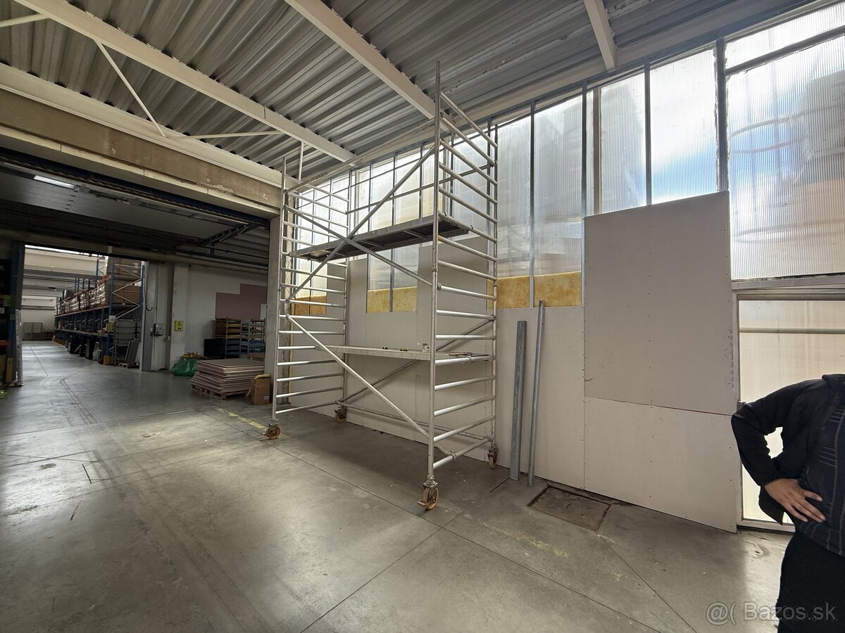 Prenájom Lešenia Fasádneho.