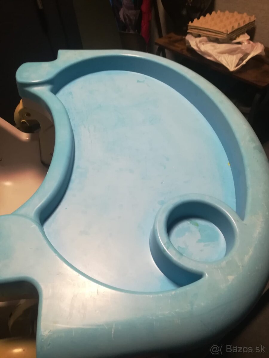 Detská stolička na kŕmenie