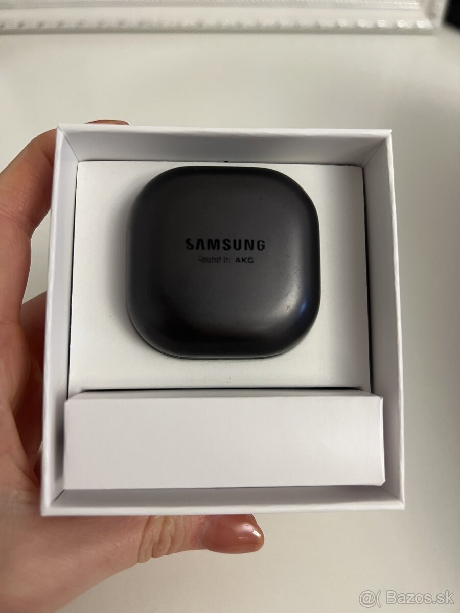 Samsung Buds Live- bezdrôtové sluchadká