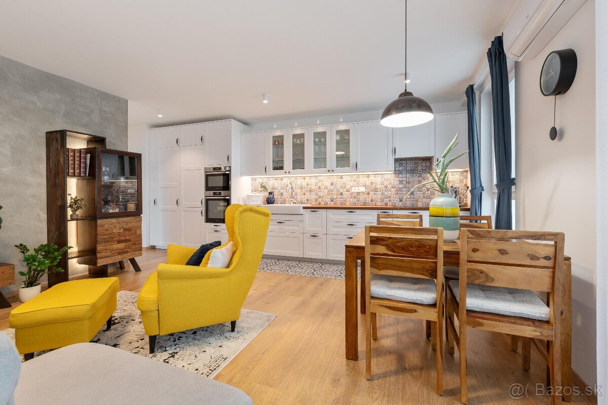 ZNÍŽENÁ CENA Nadštandardný 3-izbový byt s balkónom