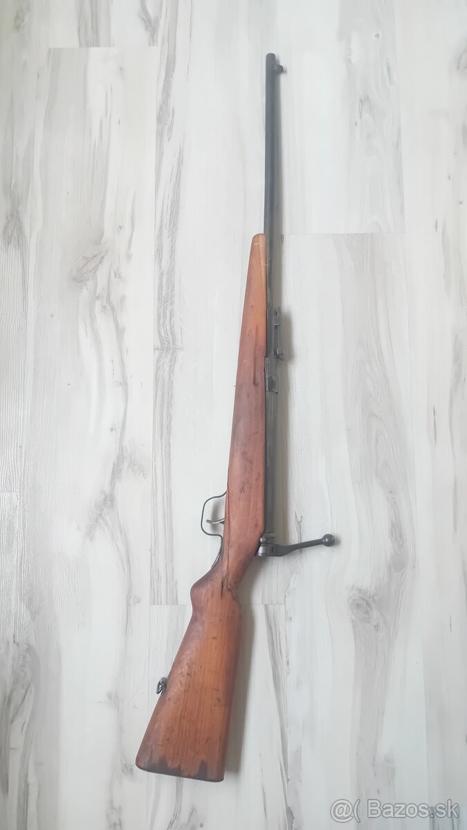 Vzduchovka vz. 47 s levom