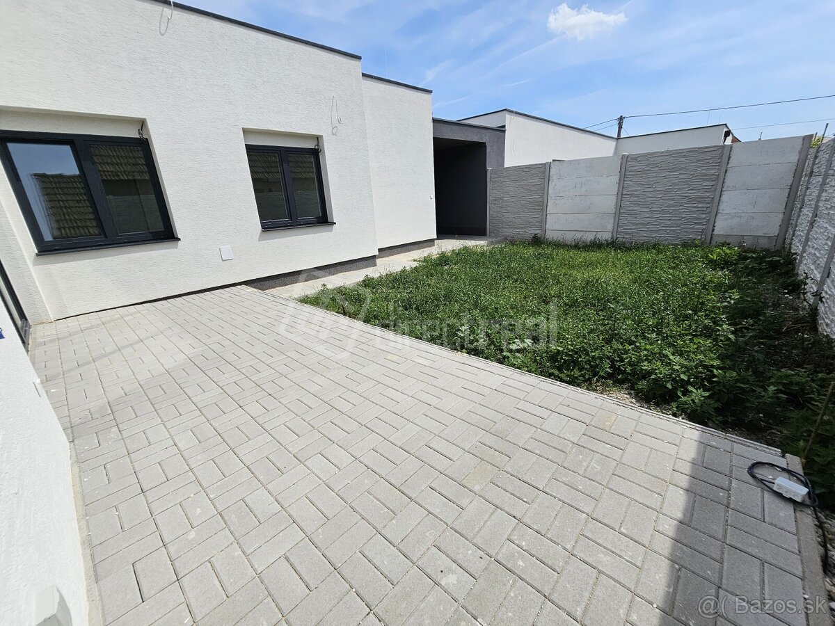 Moderný, dokončený v štandarde 4 izbový dom s teras…
